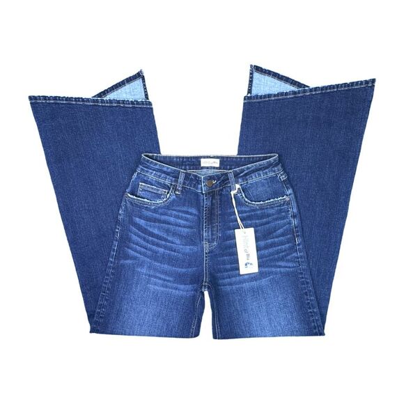 Hint of Blu High Rise Wide Leg Jeans - 26” Waist - Picture 3 of 6